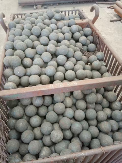 الكرة الفولاذية