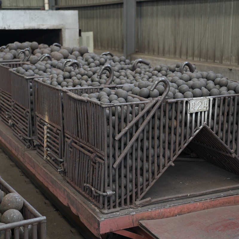 كرة متداول ساخنة