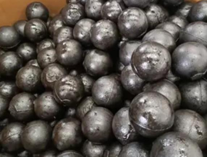 الكرة الفولاذية